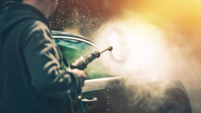 Lee más sobre el artículo ¿Cómo hacer un correcto lavado del auto?